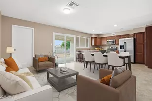 2901 W Muriel Dr, Phoenix, AZ 85053 - Photo 11