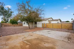2901 W Muriel Dr, Phoenix, AZ 85053 - Photo 29