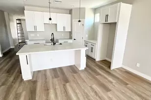 2537 E Southgate Ave, Phoenix, AZ 85040 - Photo 3