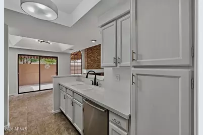 5640 E Bell Road, Scottsdale, AZ 85254 - Photo 9