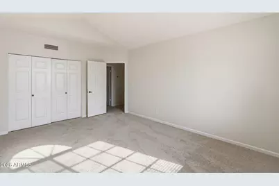 5640 E Bell Road, Scottsdale, AZ 85254 - Photo 19