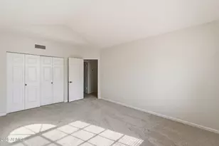 5640 E Bell Rd, Scottsdale, AZ 85254 - Photo 19