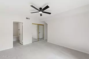 5640 E Bell Rd, Scottsdale, AZ 85254 - Photo 17