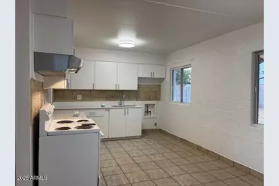 1328 N 41st Avenue N, Phoenix, AZ 85009 - Photo 7