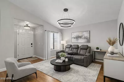 2105 E Robin Lane, Phoenix, AZ 85024 - Photo 1