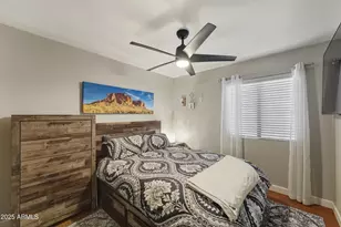 2105 E Robin Ln, Phoenix, AZ 85024 - Photo 35