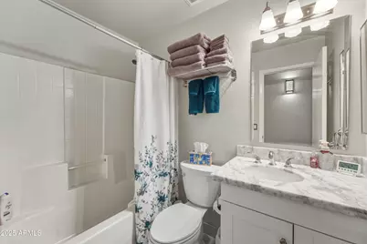 2105 E Robin Lane, Phoenix, AZ 85024 - Photo 29