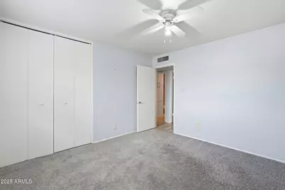 8201 E Whitton Avenue, Scottsdale, AZ 85251 - Photo 17