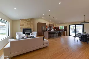 8532 E San Miguel Ave, Scottsdale, AZ 85250 - Photo 9