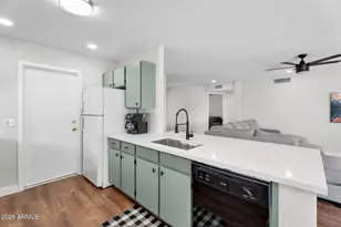 1639 E Aire Libre Ave, Phoenix, AZ 85022 - Photo 17