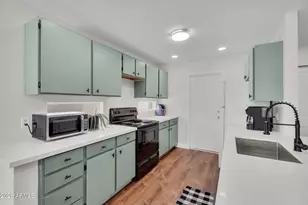 1639 E Aire Libre Ave, Phoenix, AZ 85022 - Photo 19