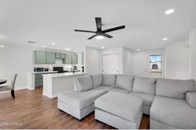 1639 E Aire Libre Avenue, Phoenix, AZ 85022 - Photo 17