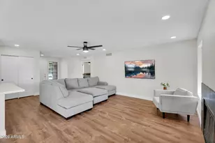 1639 E Aire Libre Ave, Phoenix, AZ 85022 - Photo 19