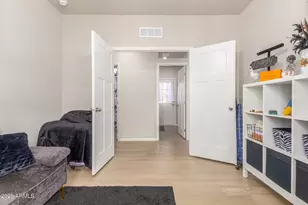 2727 E University Dr, Tempe, AZ 85281 - Photo 17