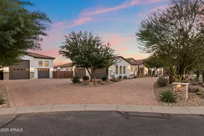 7749 W Artemisa Avenue, Peoria, AZ 85383 - Photo 5