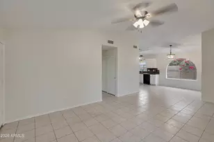 670 E Kyle Dr, Gilbert, AZ 85296 - Photo 7