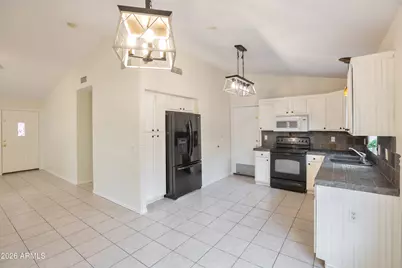 670 E Kyle Drive, Gilbert, AZ 85296 - Photo 7