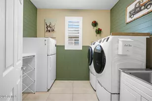 7048 W Redbird Rd, Peoria, AZ 85383 - Photo 35