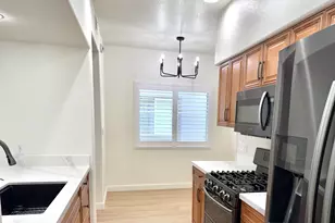 7401 W Arrowhead Clubhouse Dr, Glendale, AZ 85308 - Photo 5