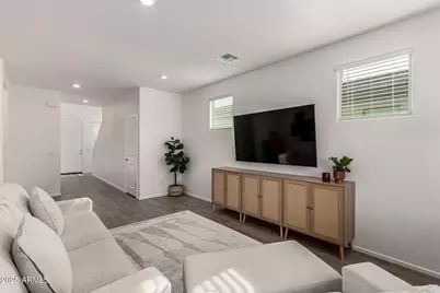 13244 N 146th Lane, Surprise, AZ 85379 - Photo 5