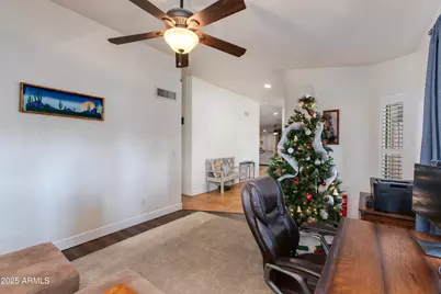 3313 W Kristal Way, Phoenix, AZ 85027 - Photo 9