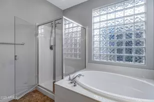 41105 N Prestancia Dr, Phoenix, AZ 85086 - Photo 19