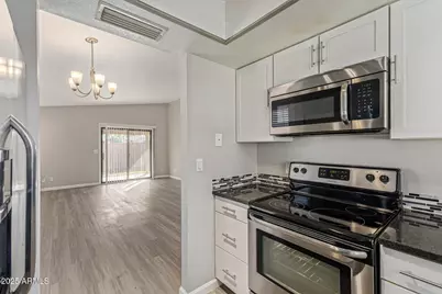 6605 N 48th Avenue, Glendale, AZ 85301 - Photo 11