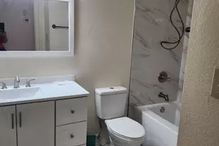 124 S Cottonwood St, Chandler, AZ 85225 - Photo 5