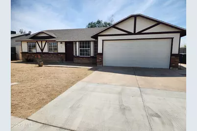 124 S Cottonwood Street, Chandler, AZ 85225 - Photo 1