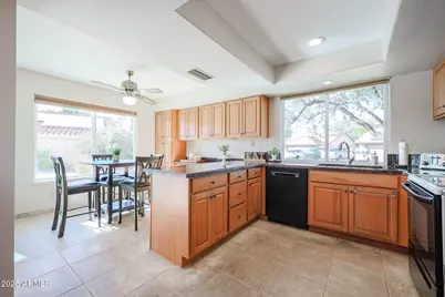 2101 E Redfield Road, Phoenix, AZ 85022 - Photo 15