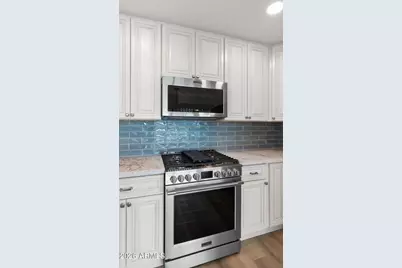 7801 E San Carlos Road, Scottsdale, AZ 85258 - Photo 9