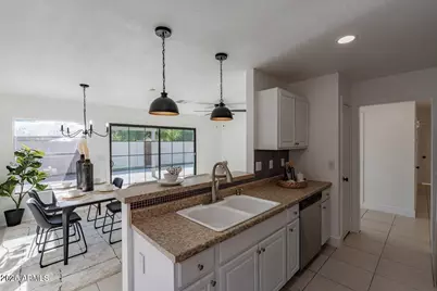 5248 N 102nd Avenue, Glendale, AZ 85307 - Photo 7