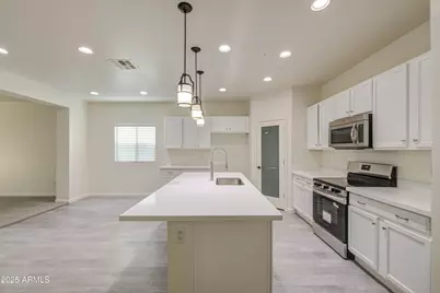 21261 E Volunteer Drive, Red Rock, AZ 85145 - Photo 11