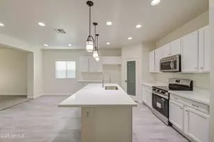 21261 E Volunteer Dr, Red Rock, AZ 85145 - Photo 11