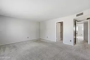 1628 E Logan Dr, Tempe, AZ 85282 - Photo 11