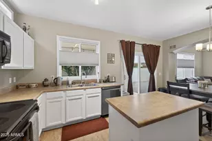 1444 S Longspur Ln, Gilbert, AZ 85296 - Photo 9