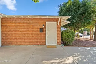 3802 W Cavalier Dr, Phoenix, AZ 85019 - Photo 3