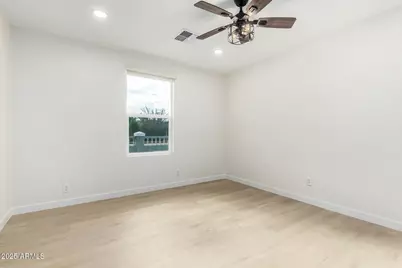 1606 W Keim Drive, Phoenix, AZ 85015 - Photo 33