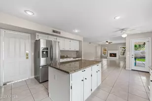 310 S Granite Ct, Gilbert, AZ 85296 - Photo 11