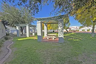 8713 N Shadow Ln, Peoria, AZ 85345 - Photo 33