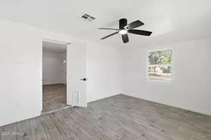 2245 E Flower St, Phoenix, AZ 85016 - Photo 13