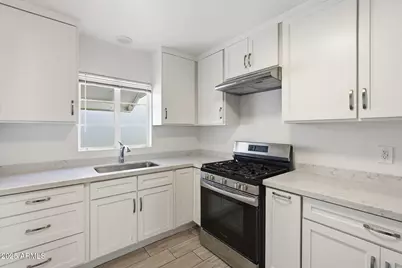 2245 E Flower Street, Phoenix, AZ 85016 - Photo 7