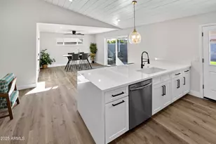 514 N 74th St, Scottsdale, AZ 85257 - Photo 9