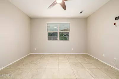 274 E Vicenza Drive, San Tan Valley, AZ 85140 - Photo 23