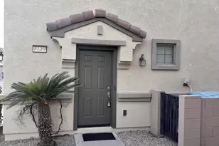 8130 W Groom Creek Rd, Phoenix, AZ 85043 - Photo 1