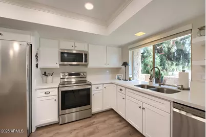 7316 N Via Camello Del Norte -- #106, Scottsdale, AZ 85258 - Photo 3