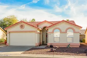 1757 E Lindrick Dr, Chandler, AZ 85249 - Photo 1