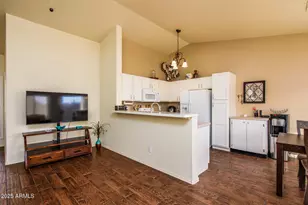 1757 E Lindrick Dr, Chandler, AZ 85249 - Photo 9