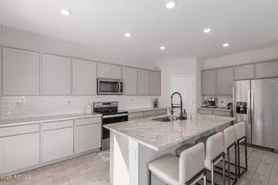 2757 E Bluff Spring Avenue, Apache Junction, AZ 85119 - Photo 7