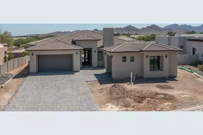 11047 S Santa Columbia Drive, Goodyear, AZ 85338 - Photo 1